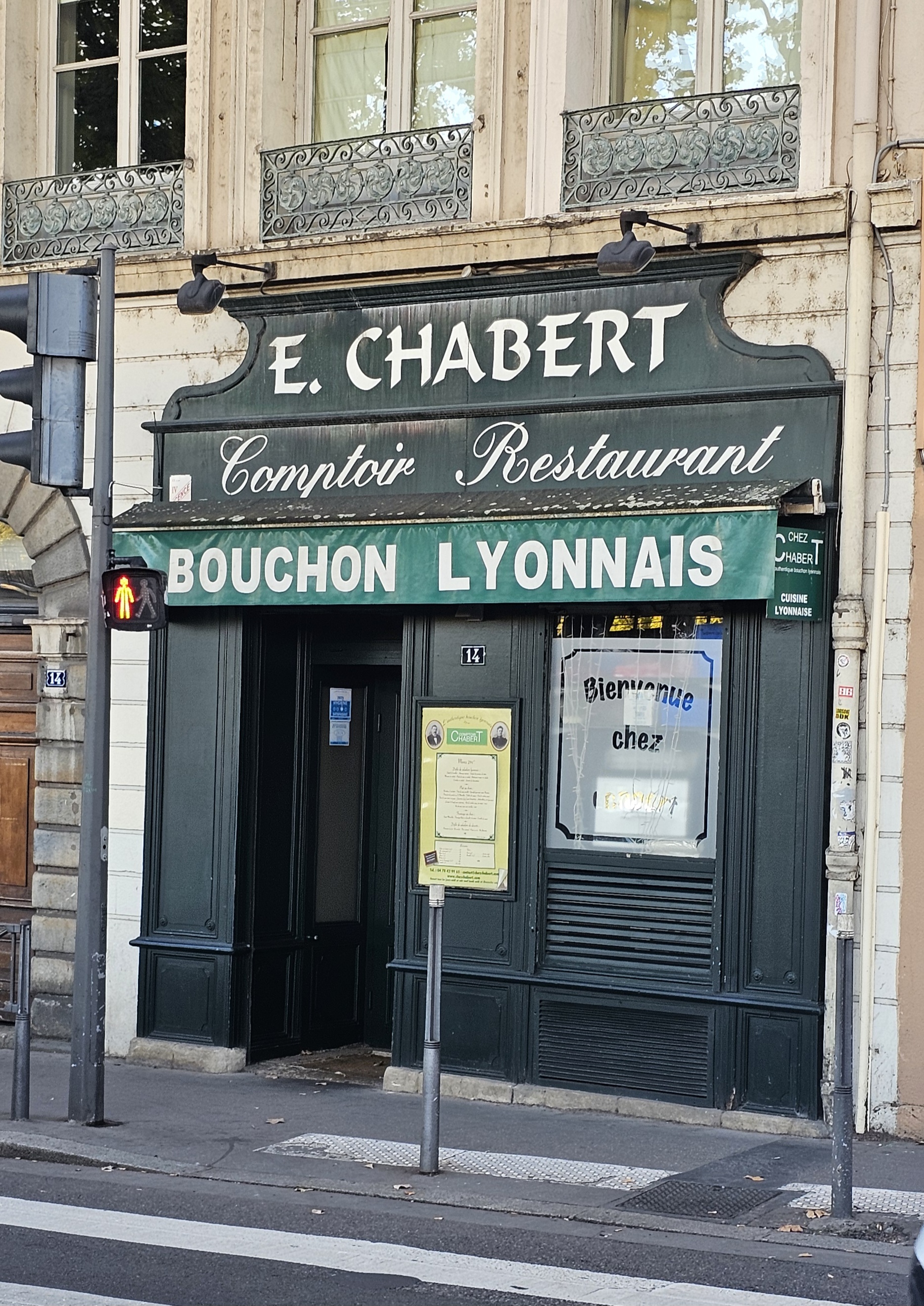 Storefront of E. Chabert - Comptoir Restaurant - Bouchon Lyonnais